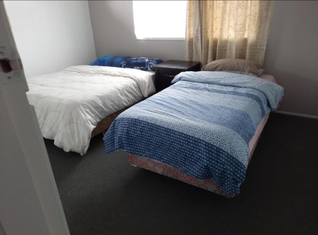 Papamoa Budget Accommodation Екстер'єр фото